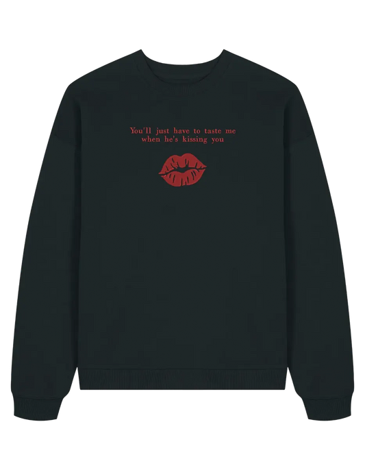 Taste me sweatshirt Sabrina Carpenter - Thread Muse