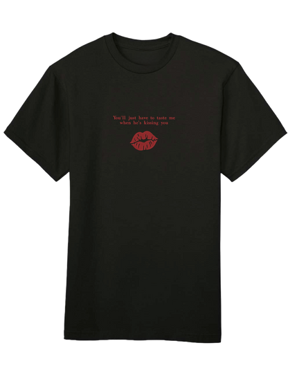 Taste me tricou Sabrina Carpenter