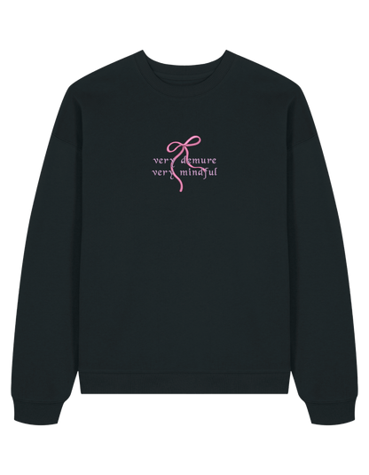 Demure sweatshirt Girly