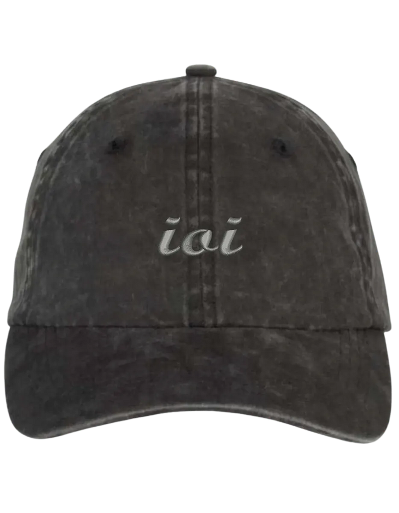 Ioi sapca brodata - Thread Muse