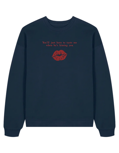 Taste me sweatshirt Sabrina Carpenter - Thread Muse