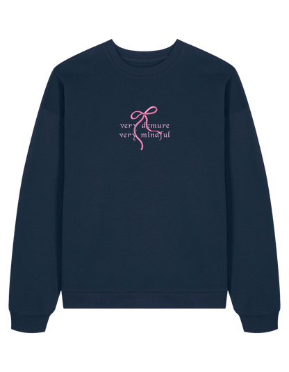 Demure sweatshirt Girly