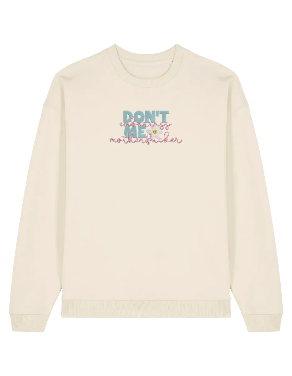 Embarrass sweatshirt Sabrina Carpenter - Thread Muse