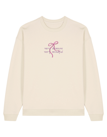 Demure sweatshirt Girly