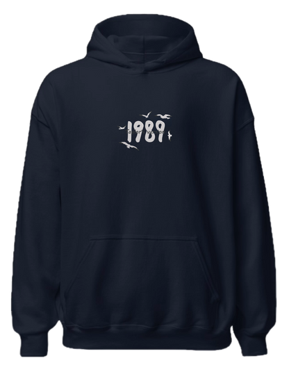 1989 hoodie Taylor Swift - Thread Muse - Brodat - Bucuresti