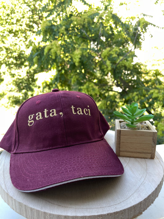 Sapca unisex Gata, taci brodata - Thread Muse